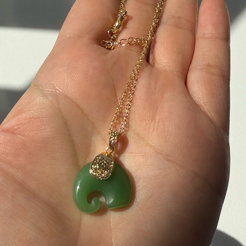 Natural Necklace Green Jade Elephant Pendant | 18K Gold Plated Chain Necklace - Picture 8 of 12